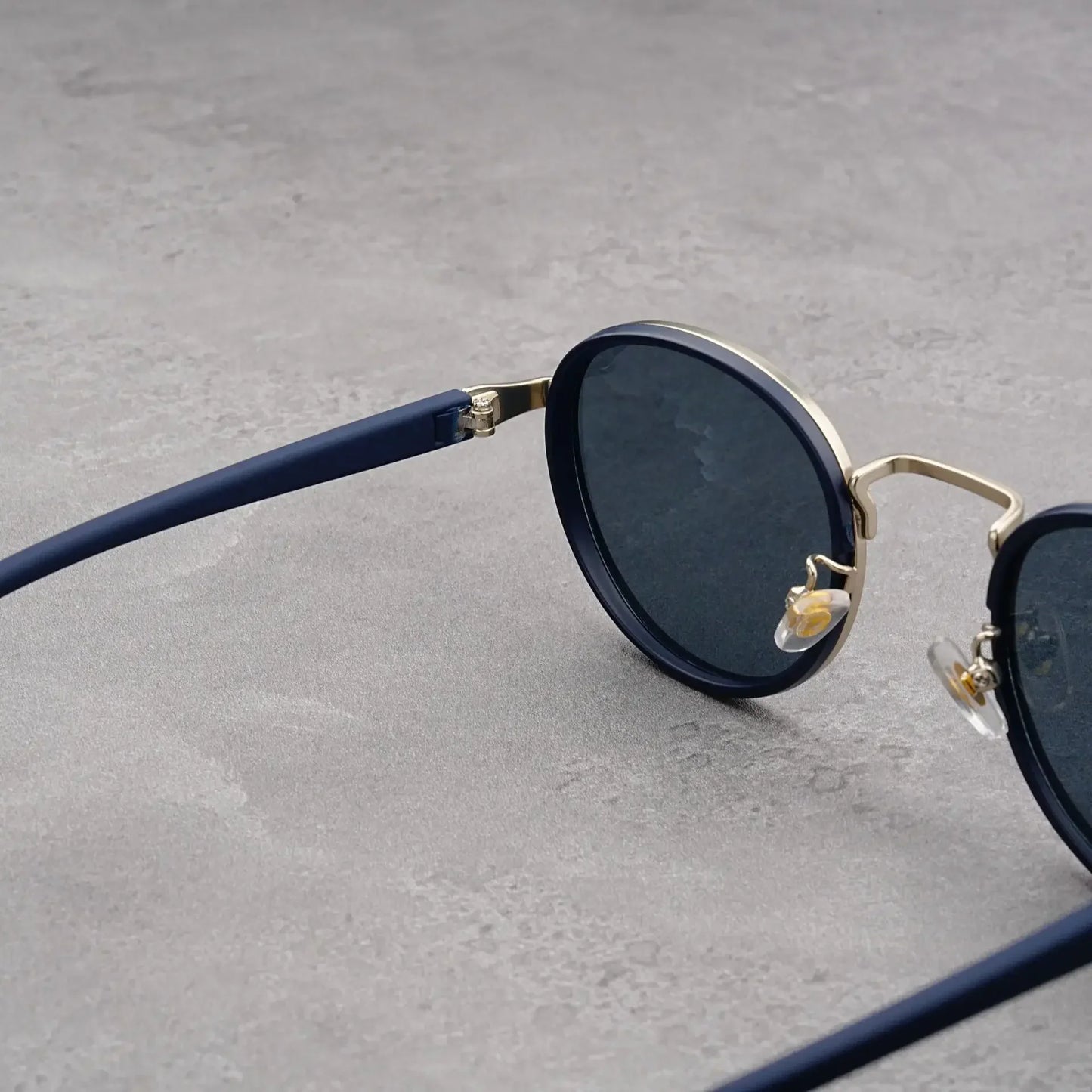 Rift Cartlon Shades