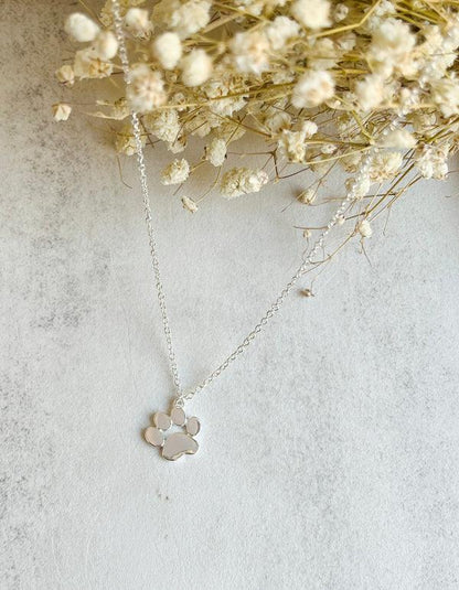 Aldonza™ | Elegant Silver Footprint Necklace