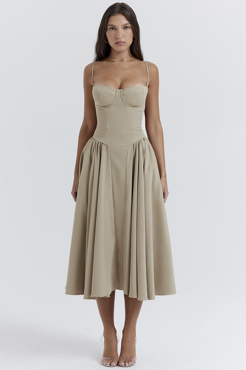 Robe mi-longue sans manches coupe corset