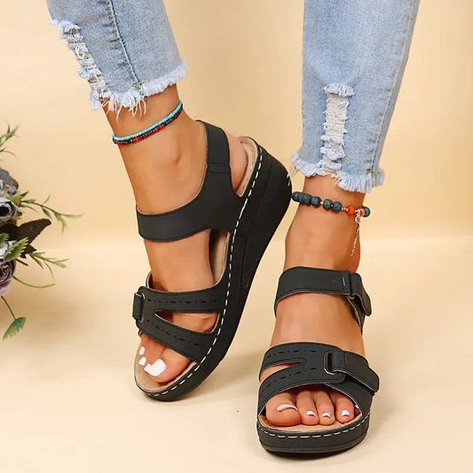 Sandales compensées d'été pour femmes 2023 nouvelle mode chaussures de plage antidérapantes femme légère plate-forme décontractée Sandalias Mujer grande taille 