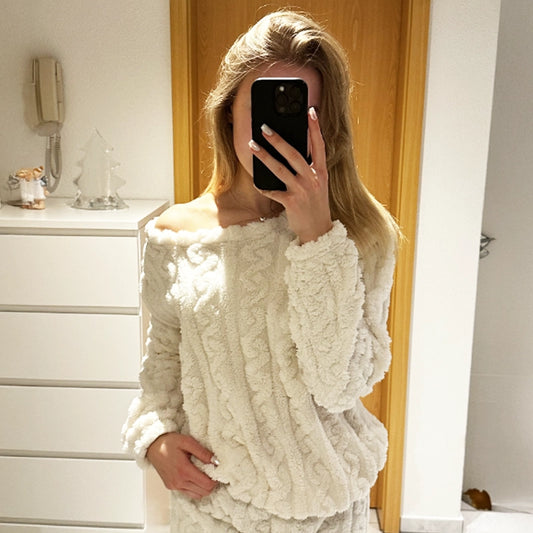 Comfy Winter Flannel Pyjamas Set