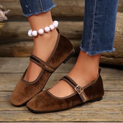 BelleRue | Vintage Mary Jane Square-Toe Flats