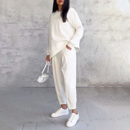 Big Sale💥Women's 2-piece Set: Long-Sleeved Round Neck Top + Pants
