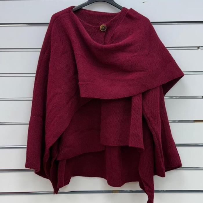 Elara | Knitted Cape with Integrated Scarf